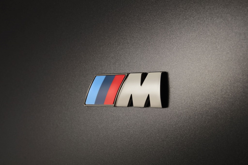 2016_BMW-M760Li-xDrive_10